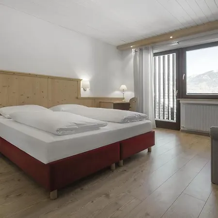 Krondlhof Hotel 3*