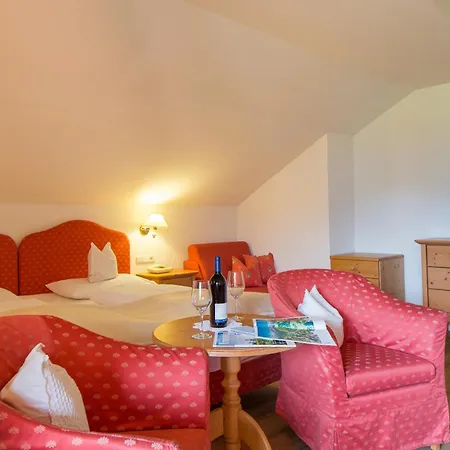 Hotel Krondlhof 3*